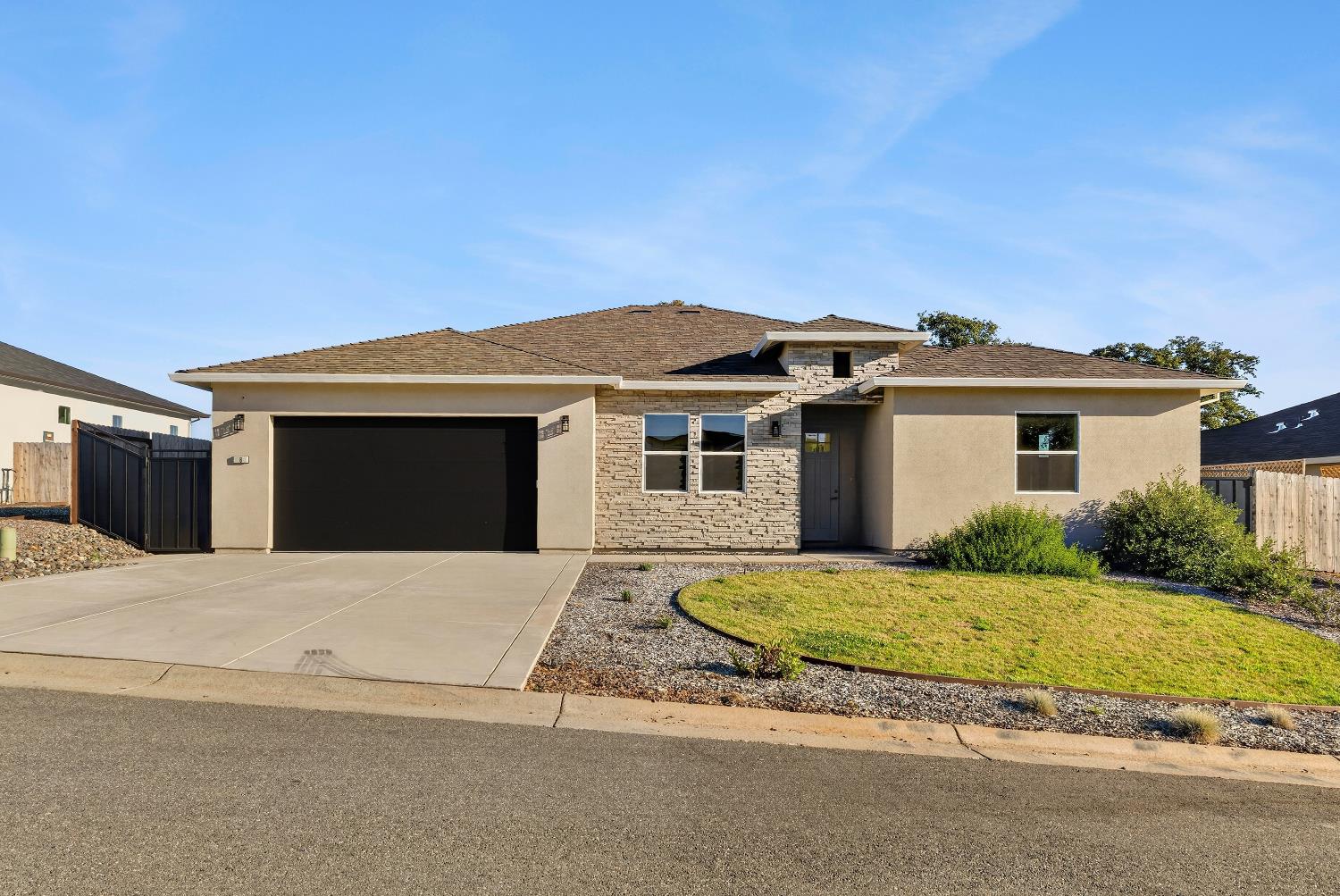 6 Moonbeam Court