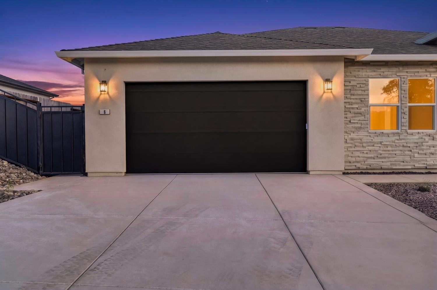 6 Moonbeam Court