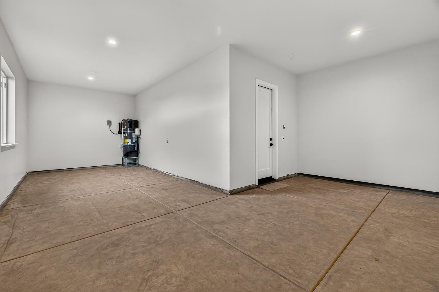 6 Moonbeam Court