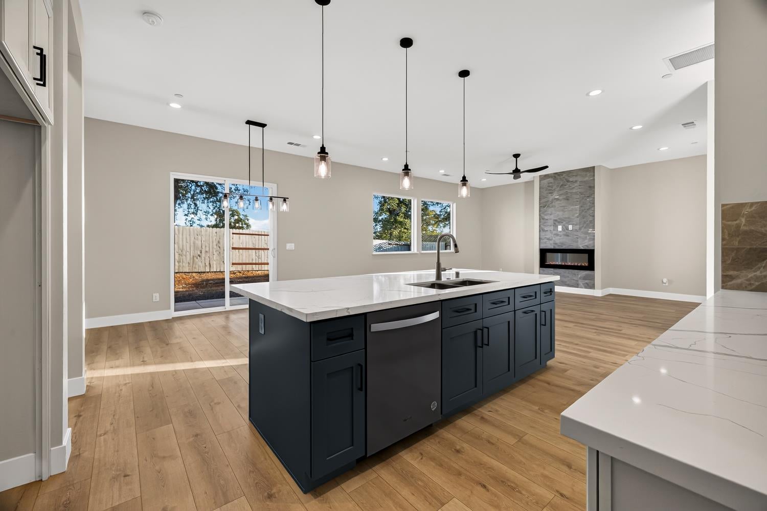 6 Moonbeam Court