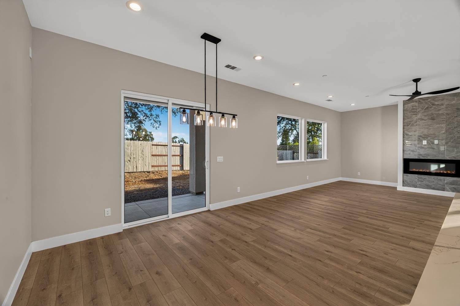 6 Moonbeam Court