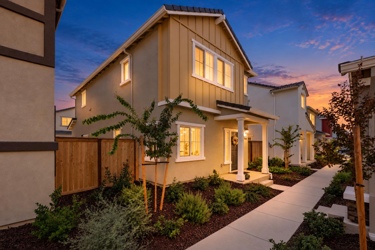 9025 Sausalito Lane