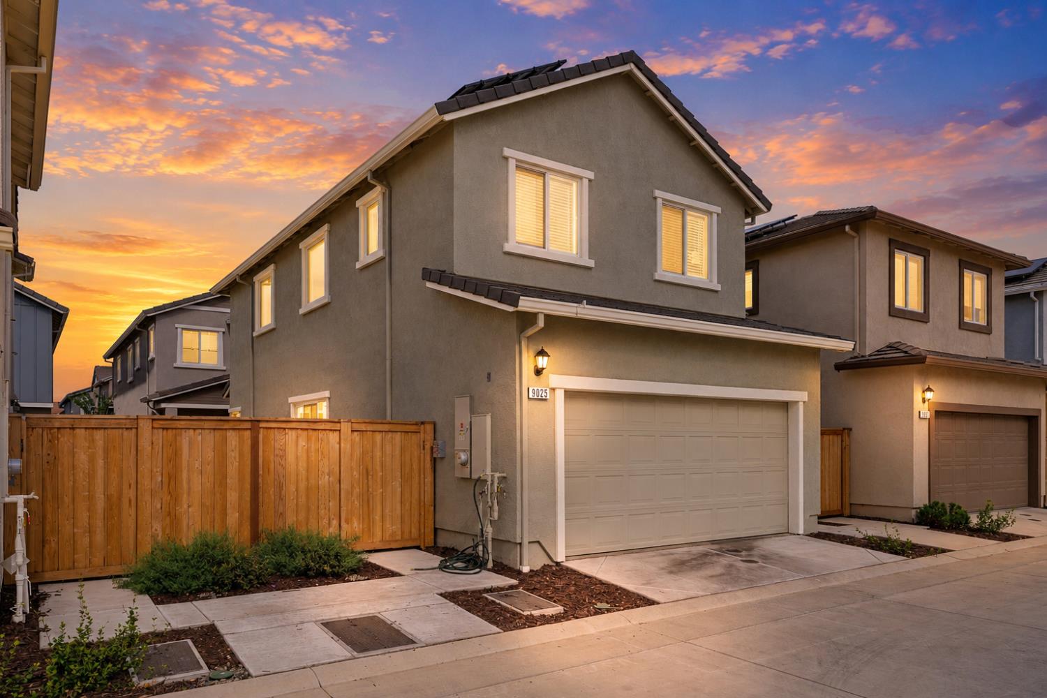 9025 Sausalito Lane