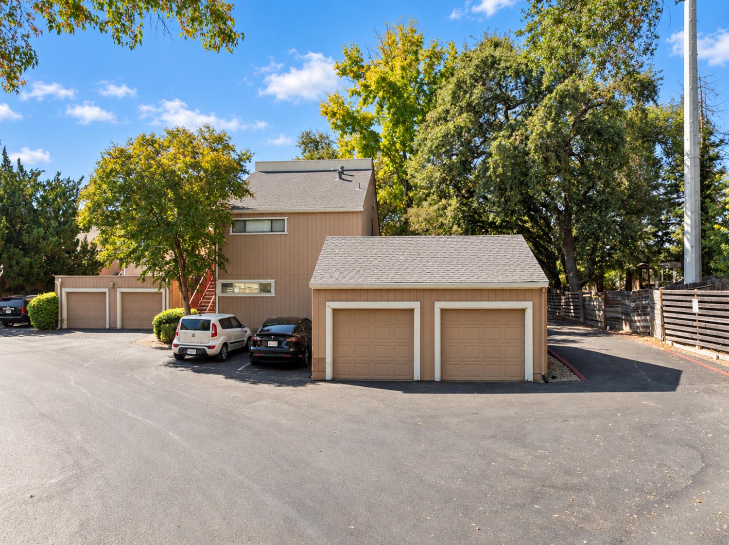 7951 Arcade Lake Lane