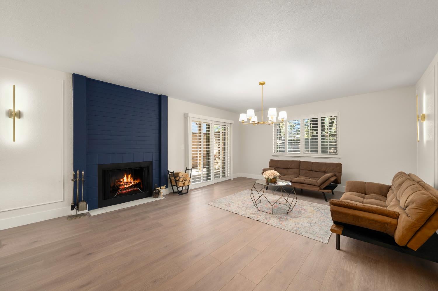 7951 Arcade Lake Lane