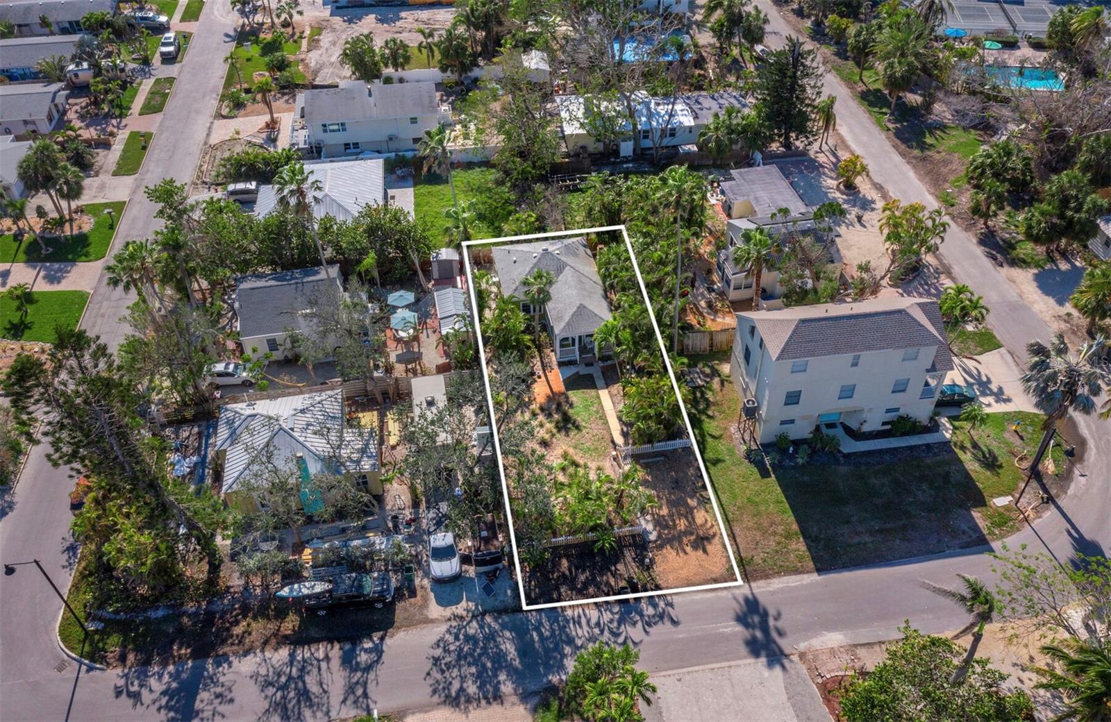 7119 LONGBOAT DR E