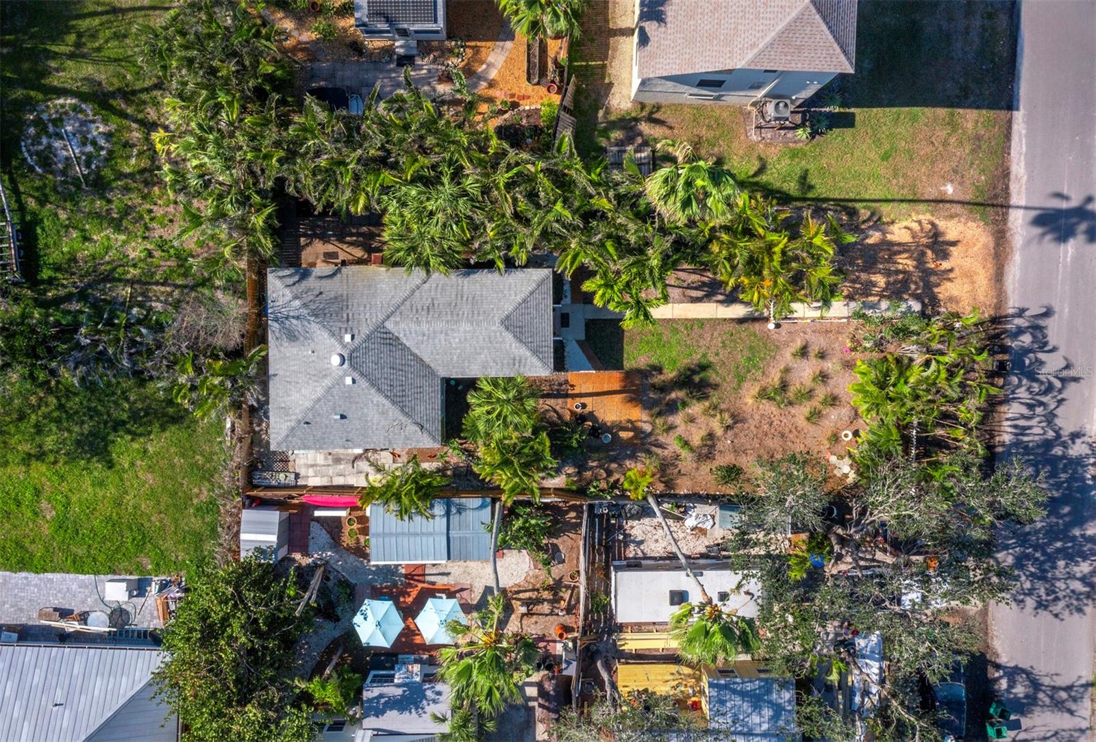 7119 LONGBOAT DR E