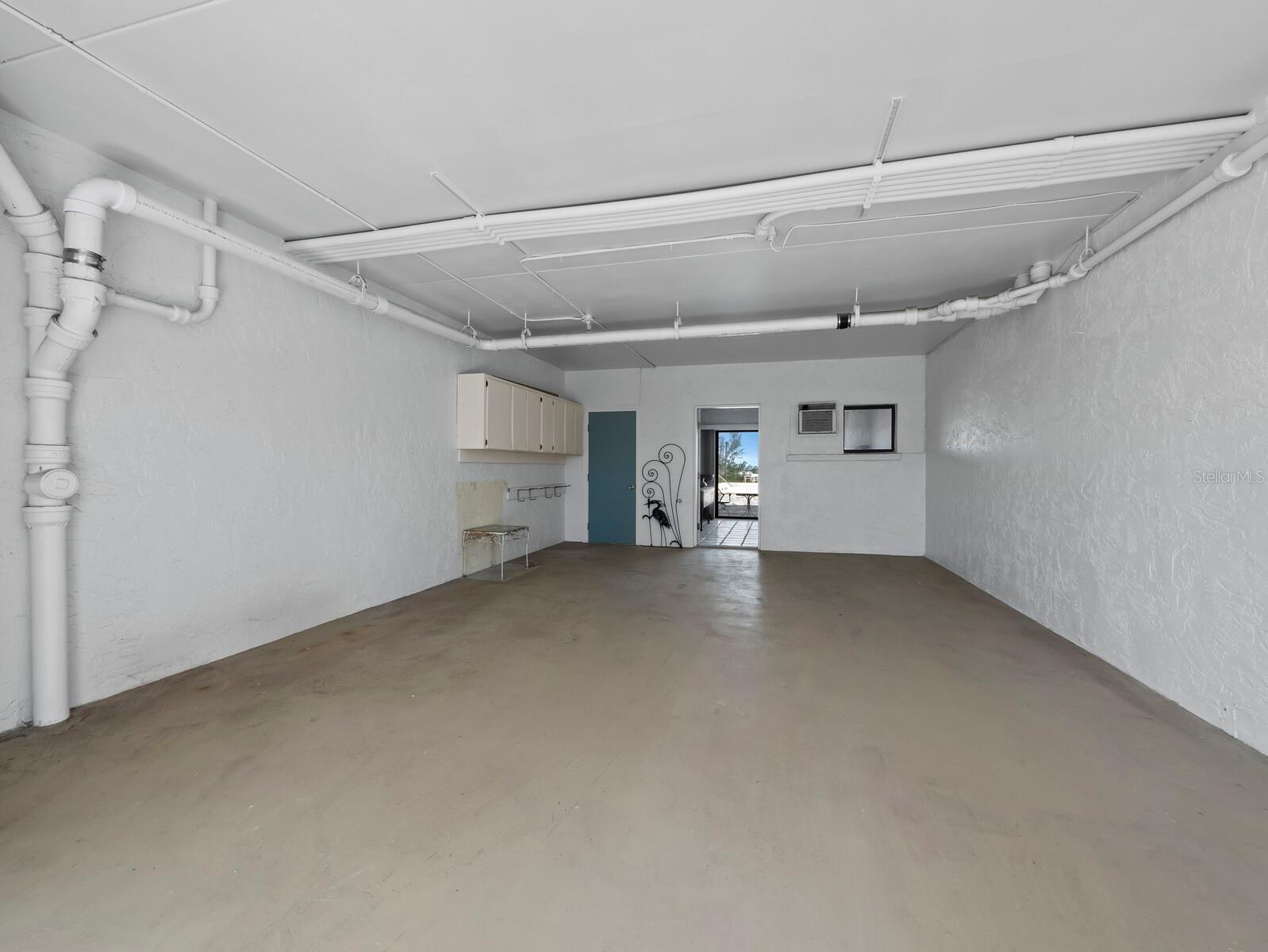 490 N SHORE RD #6