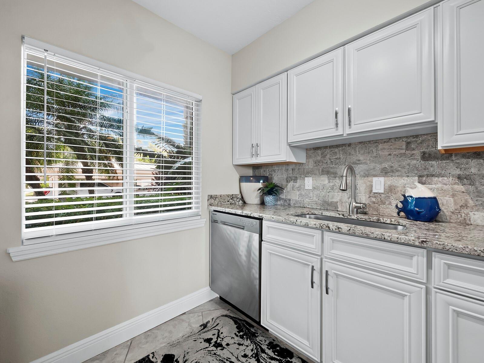 4825 GULF OF MEXICO DR #105