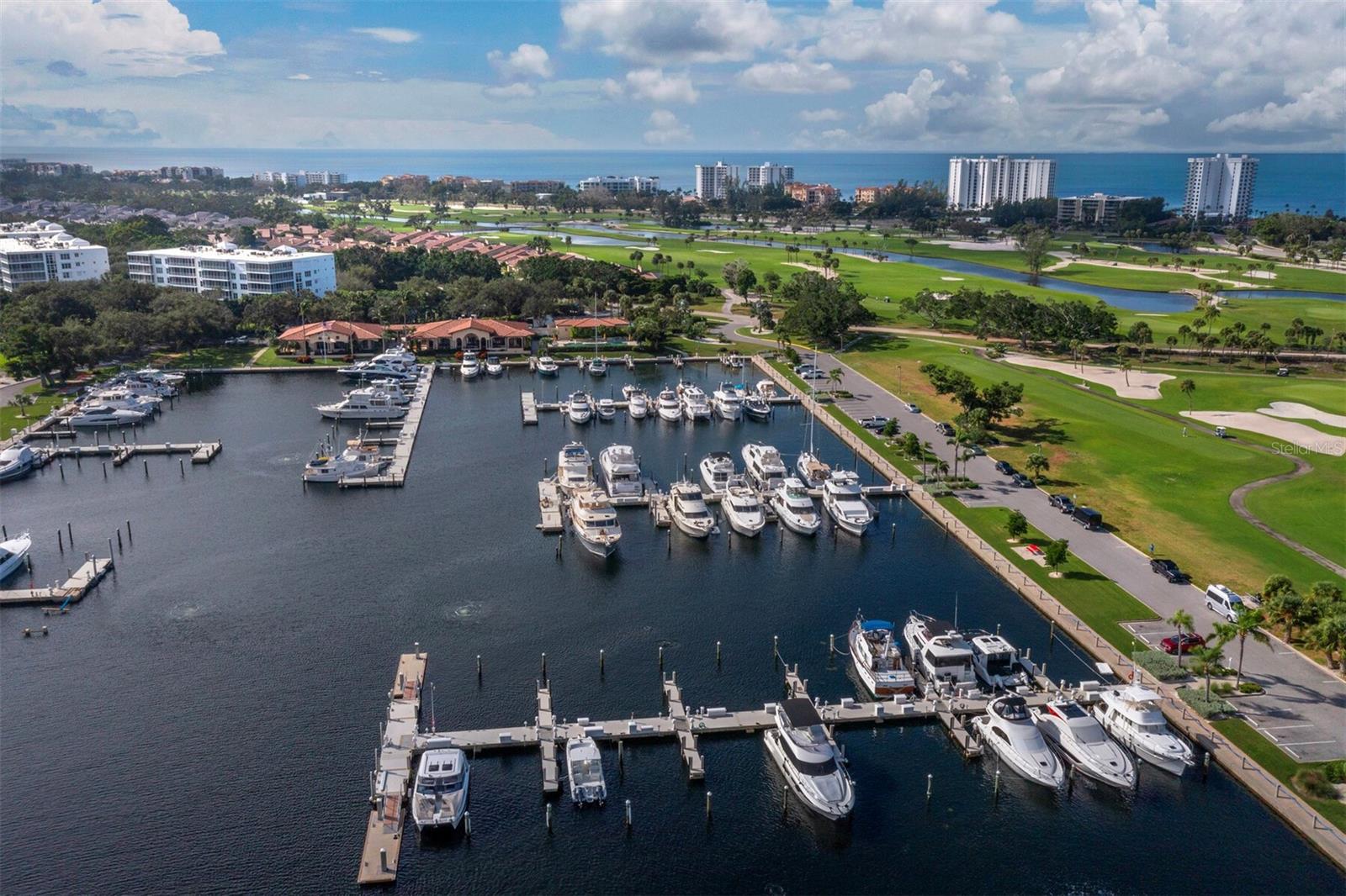 2800 HARBOURSIDE DR #E06