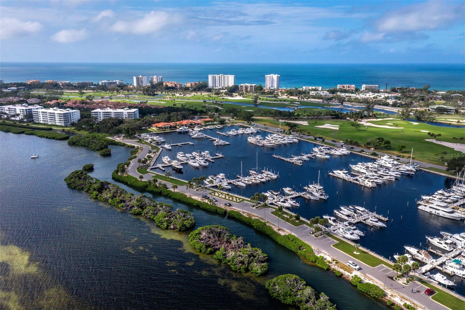 2800 HARBOURSIDE DR #E06