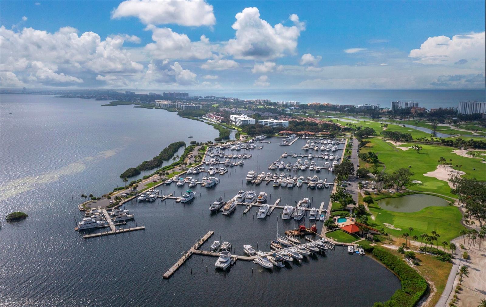 2800 HARBOURSIDE DR #E06