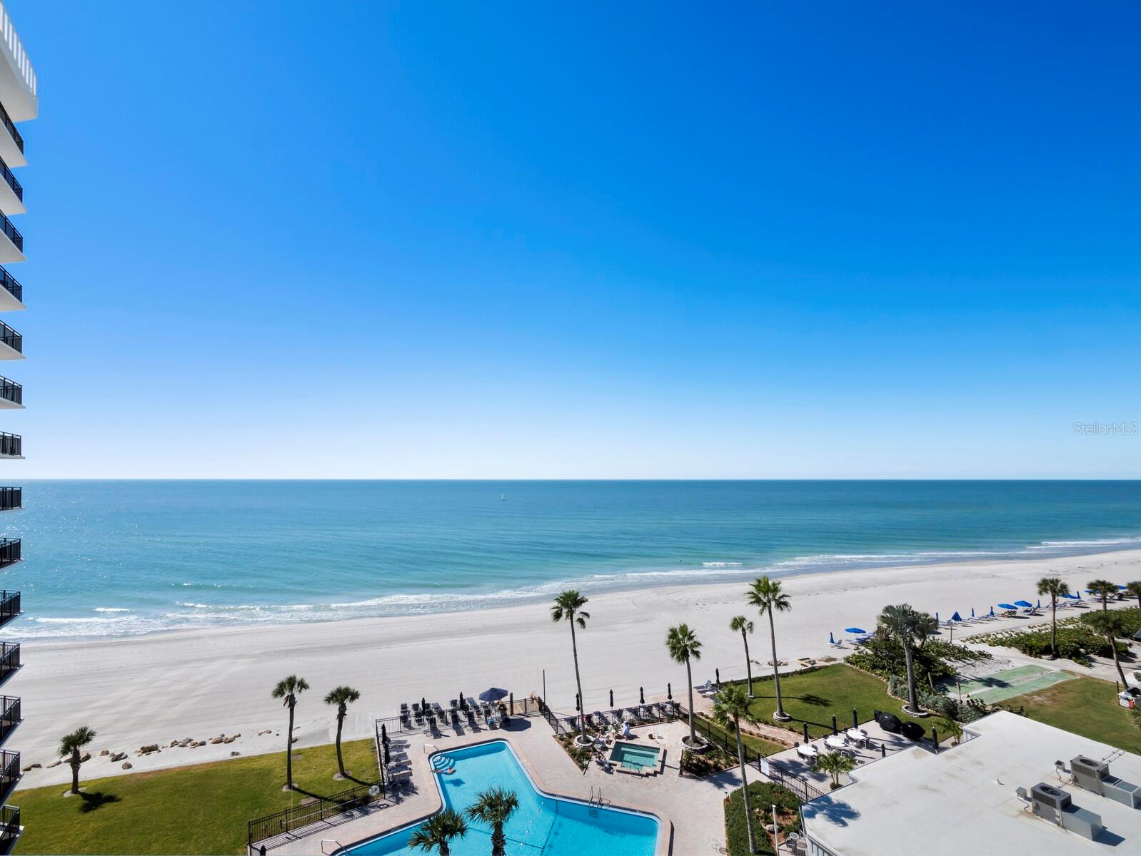 2525 GULF OF MEXICO DR #8D