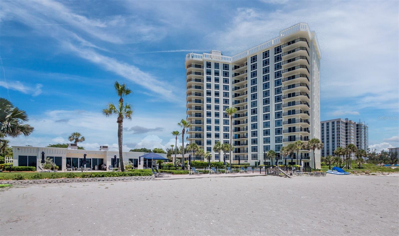 2525 GULF OF MEXICO DR #8D