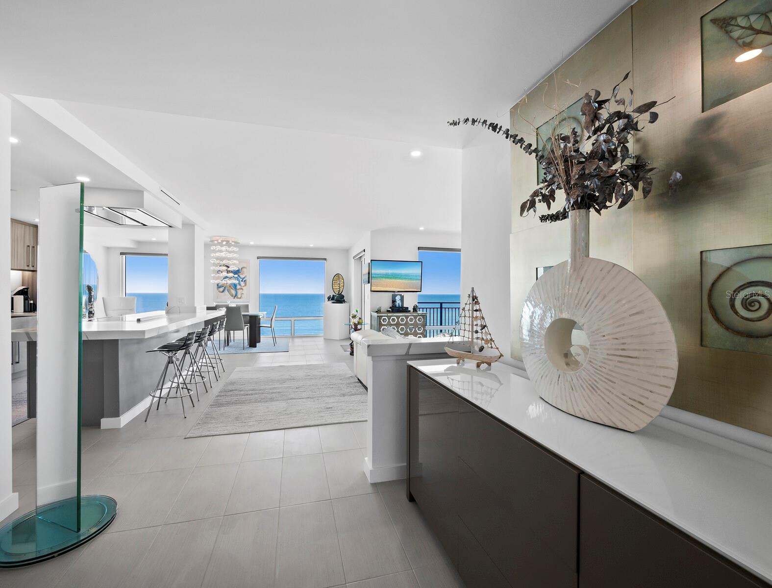 2525 GULF OF MEXICO DR #8D