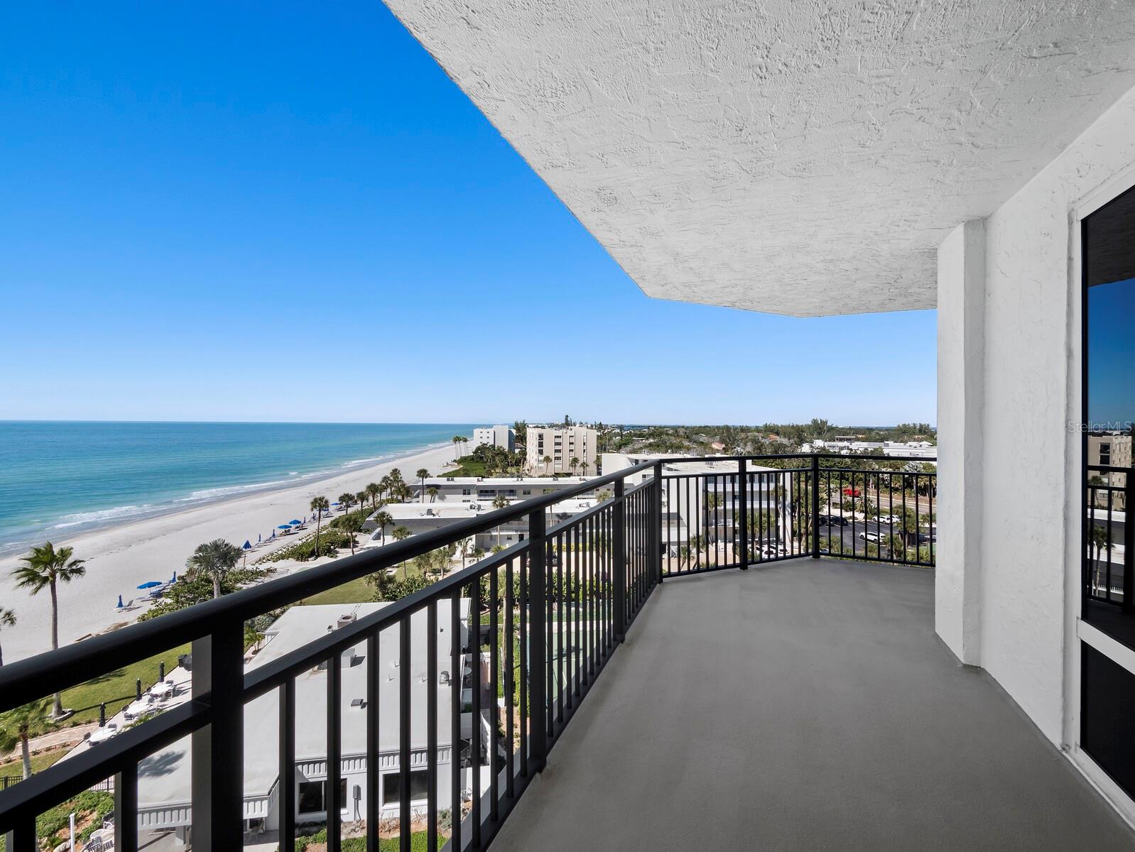 2525 GULF OF MEXICO DR #8D