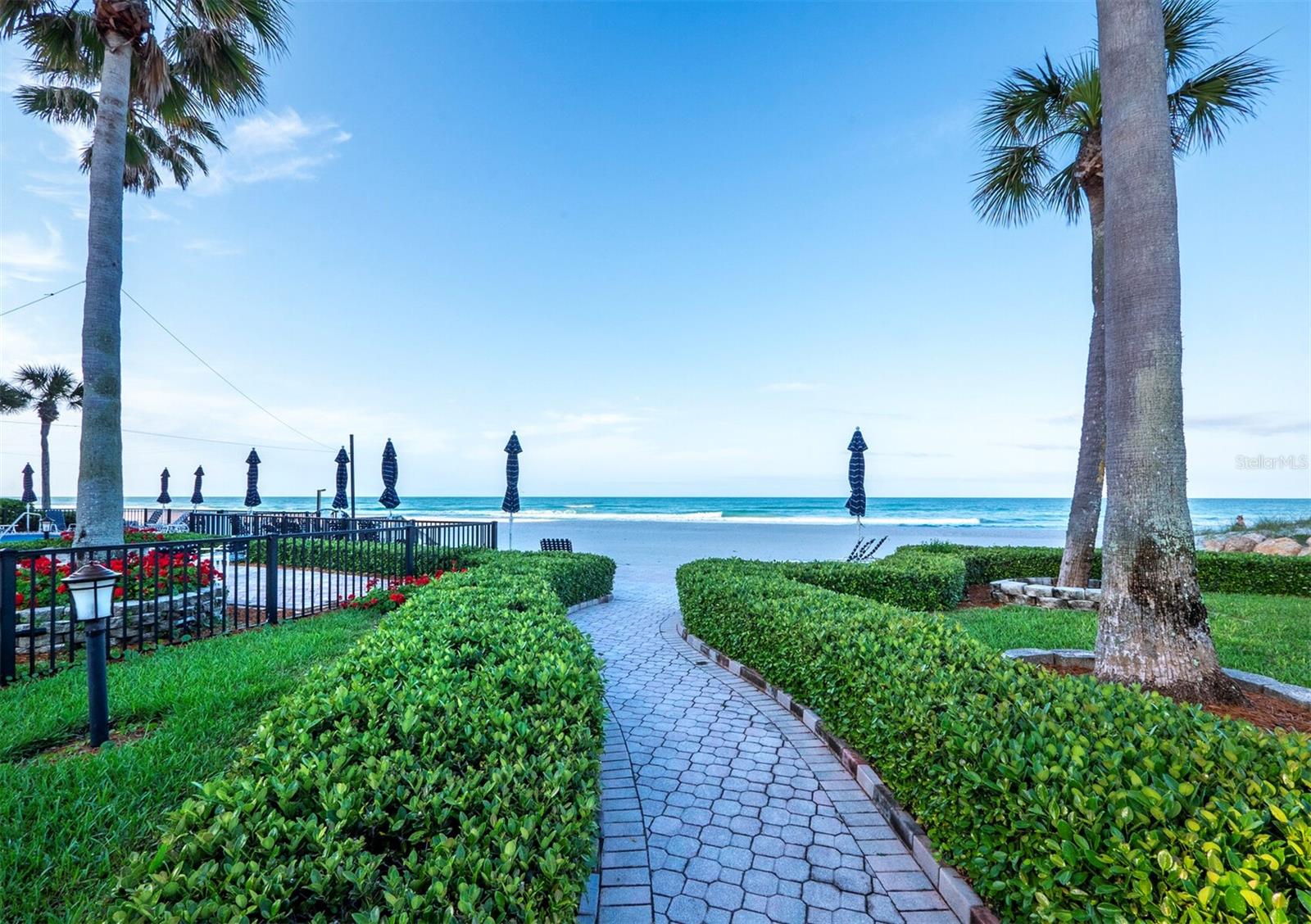 2525 GULF OF MEXICO DR #8D