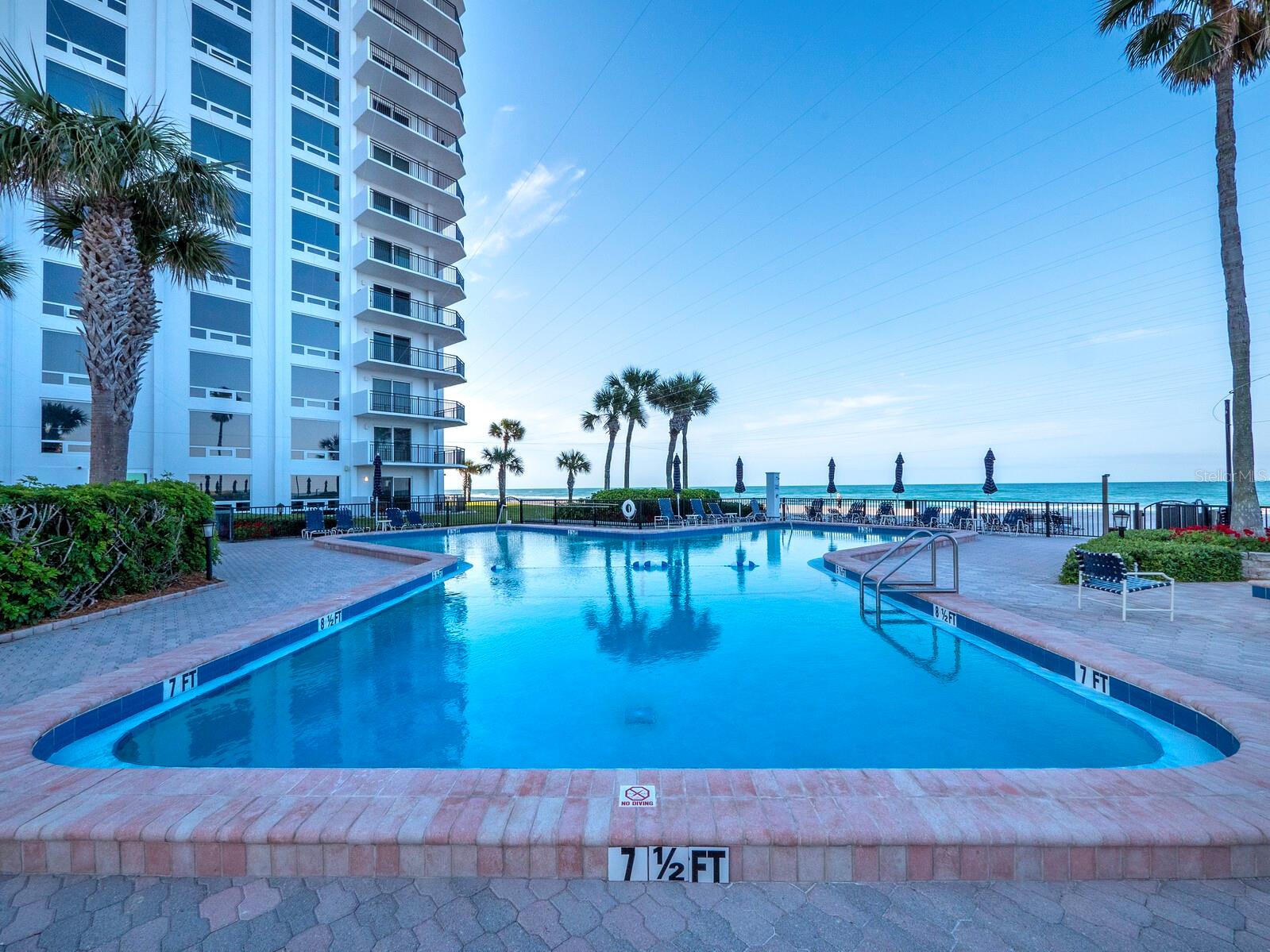 2525 GULF OF MEXICO DR #8D