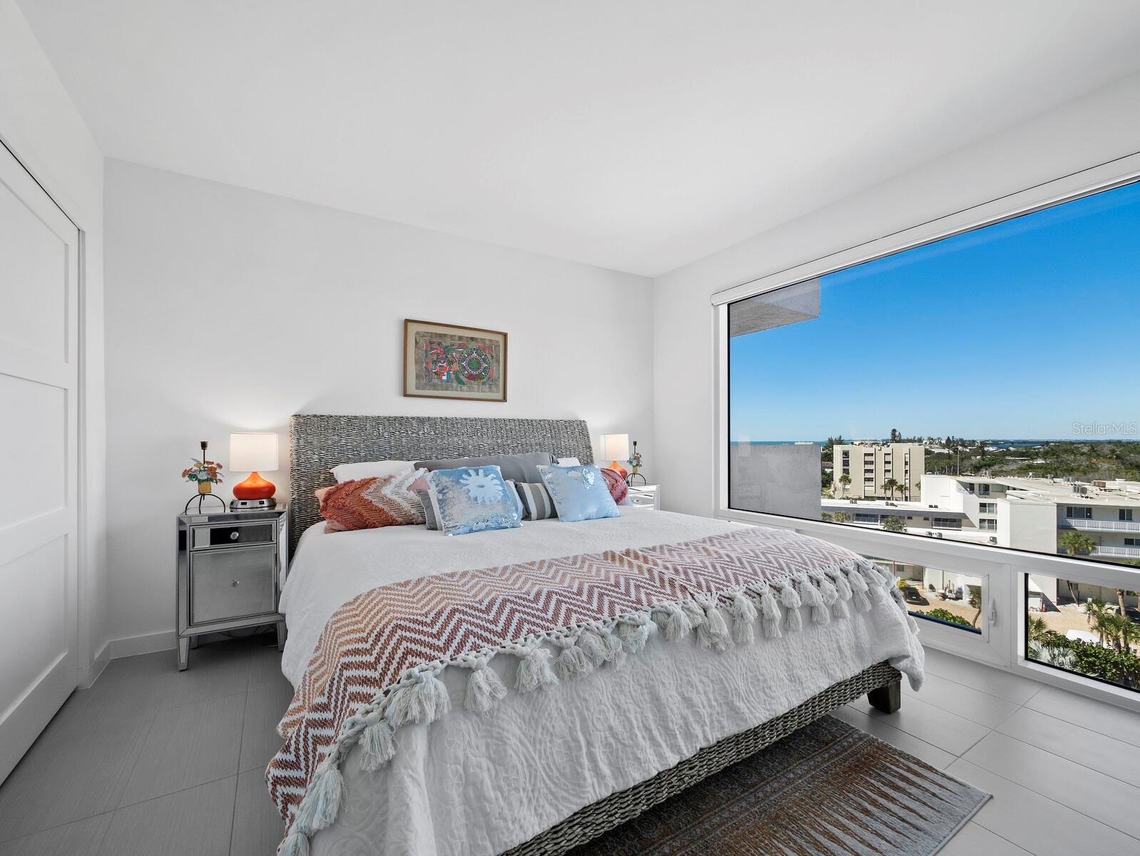 2525 GULF OF MEXICO DR #8D