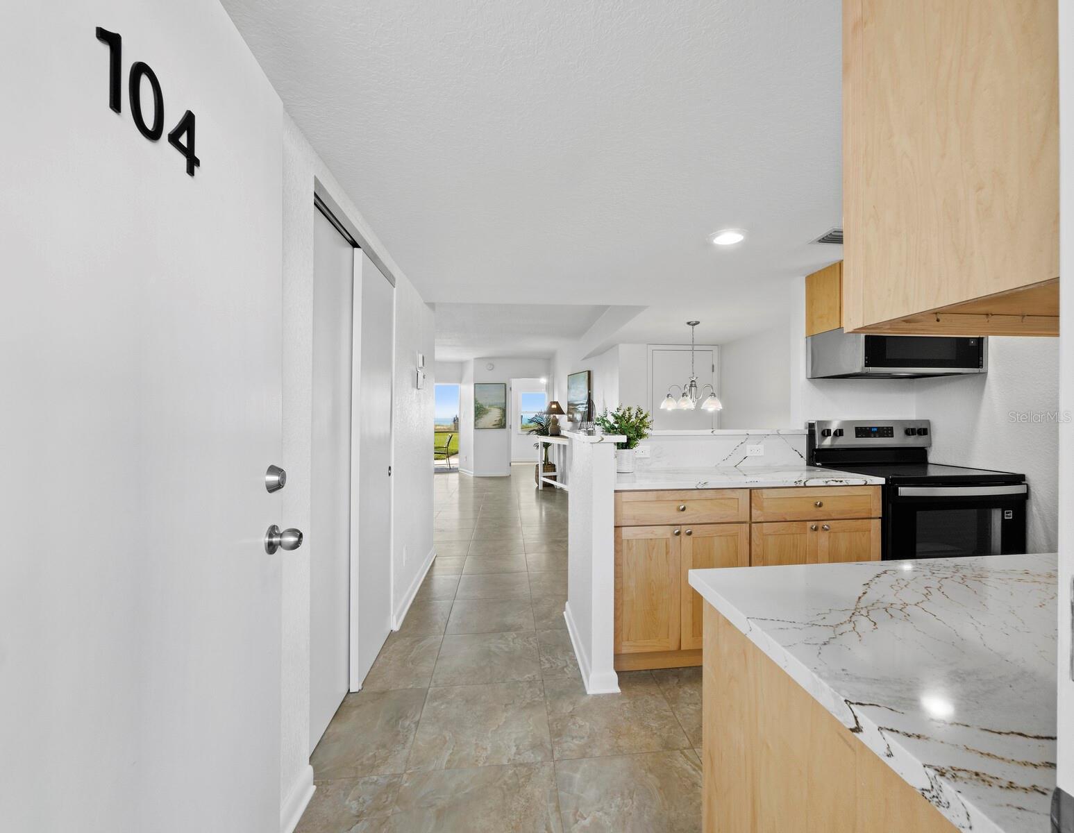 5231 GULF OF MEXICO DR #104