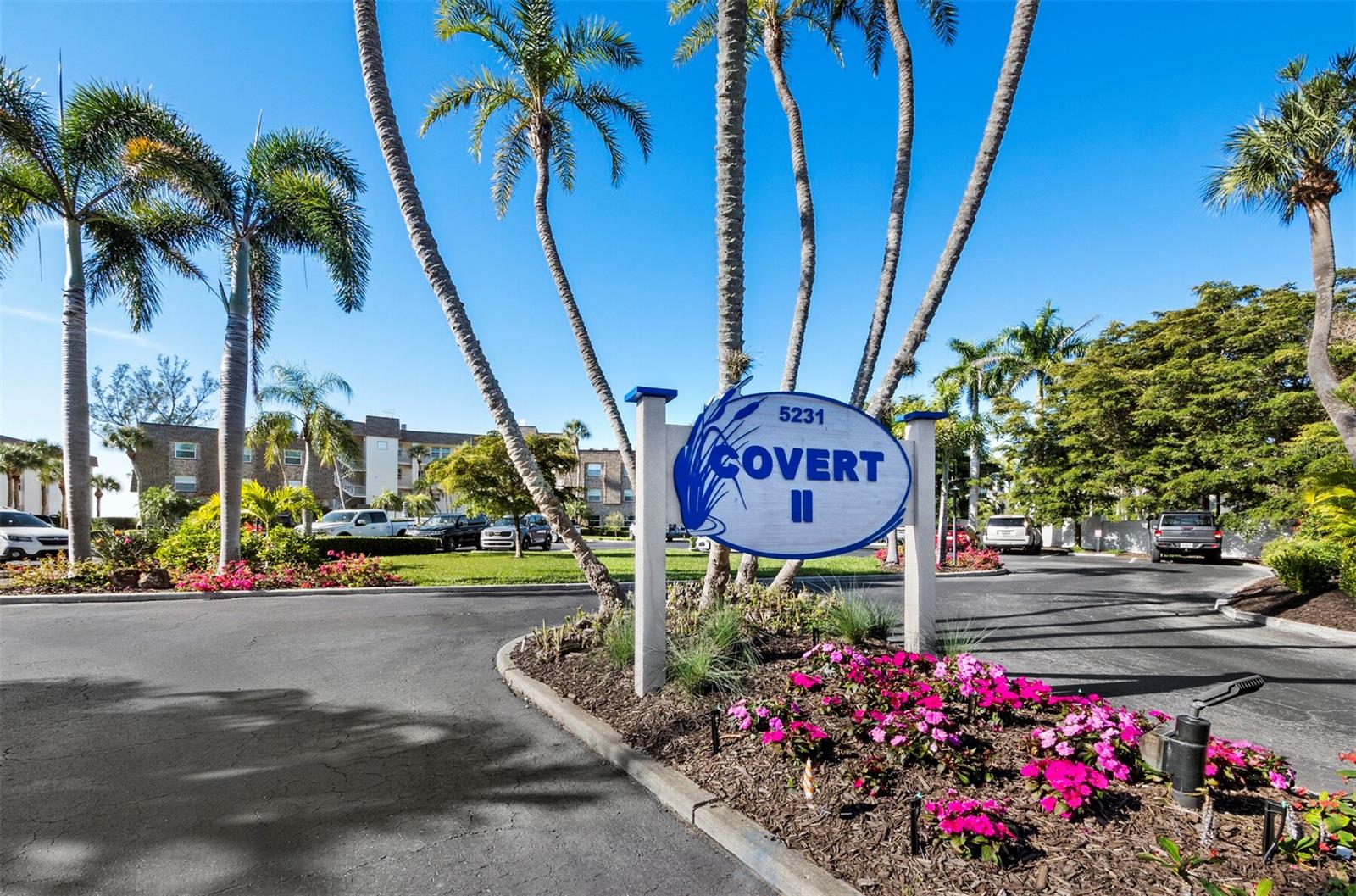 5231 GULF OF MEXICO DR #104