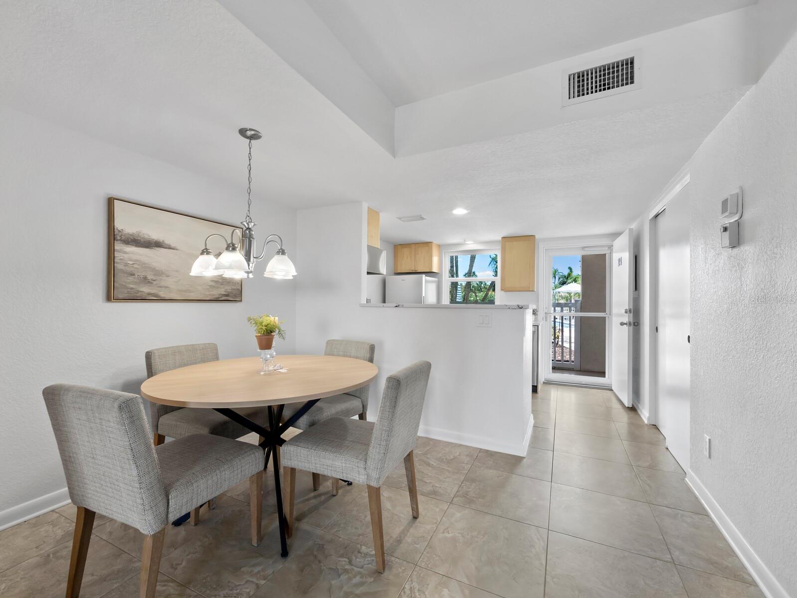 5231 GULF OF MEXICO DR #104