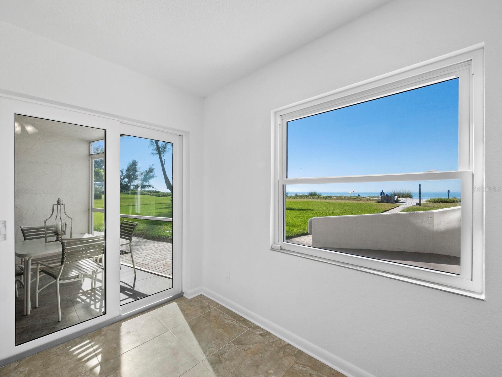 5231 GULF OF MEXICO DR #104