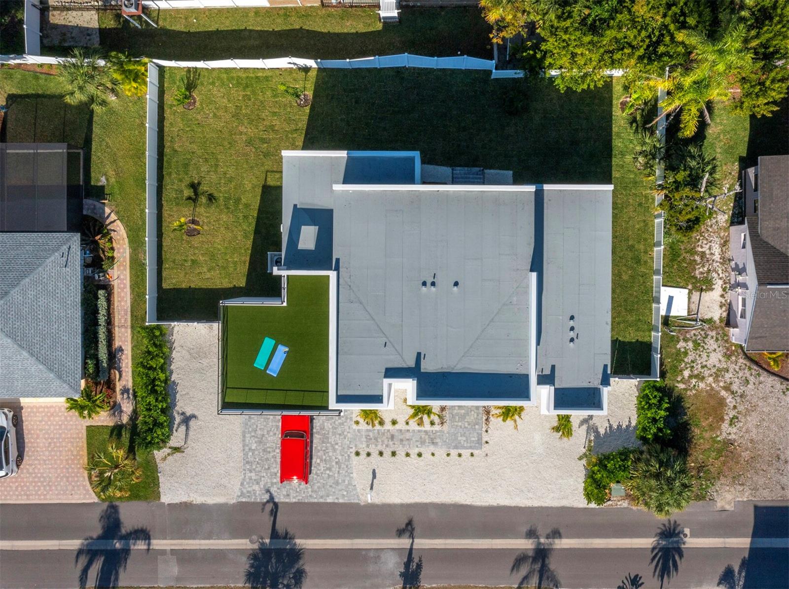 635 JUNGLE QUEEN WAY