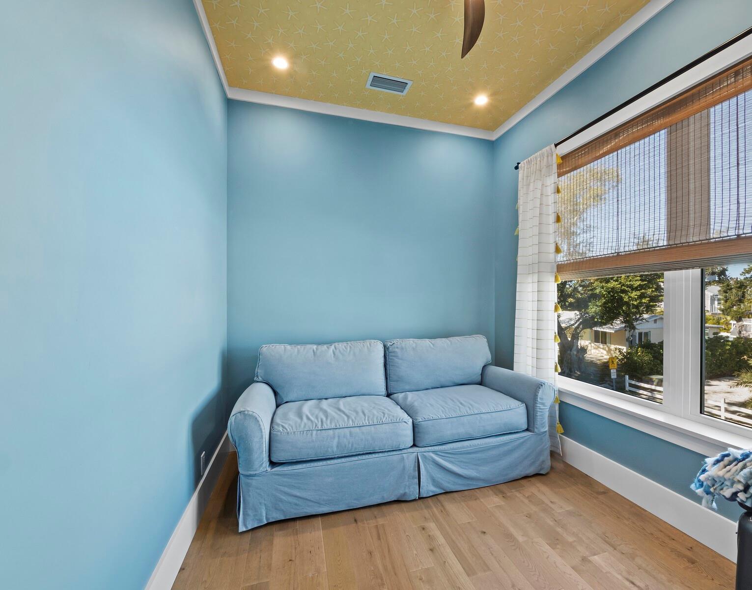 758 SAINT JUDES DR N