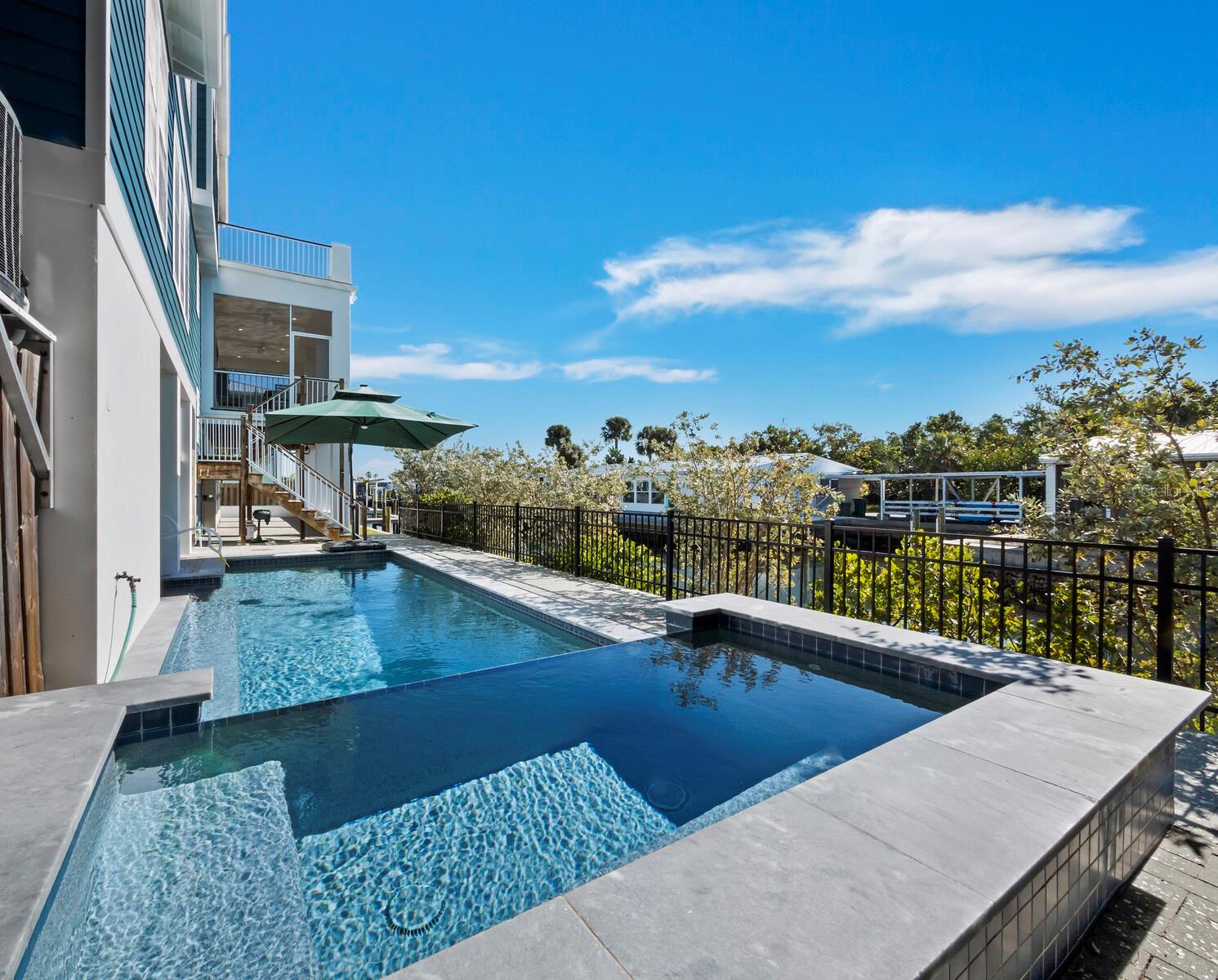 758 SAINT JUDES DR N