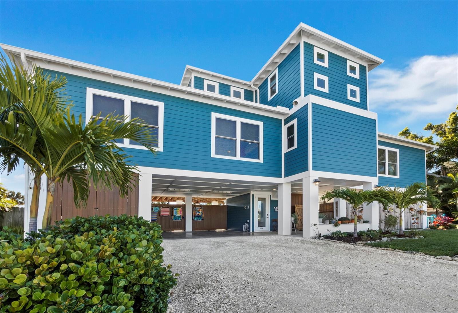 758 SAINT JUDES DR N