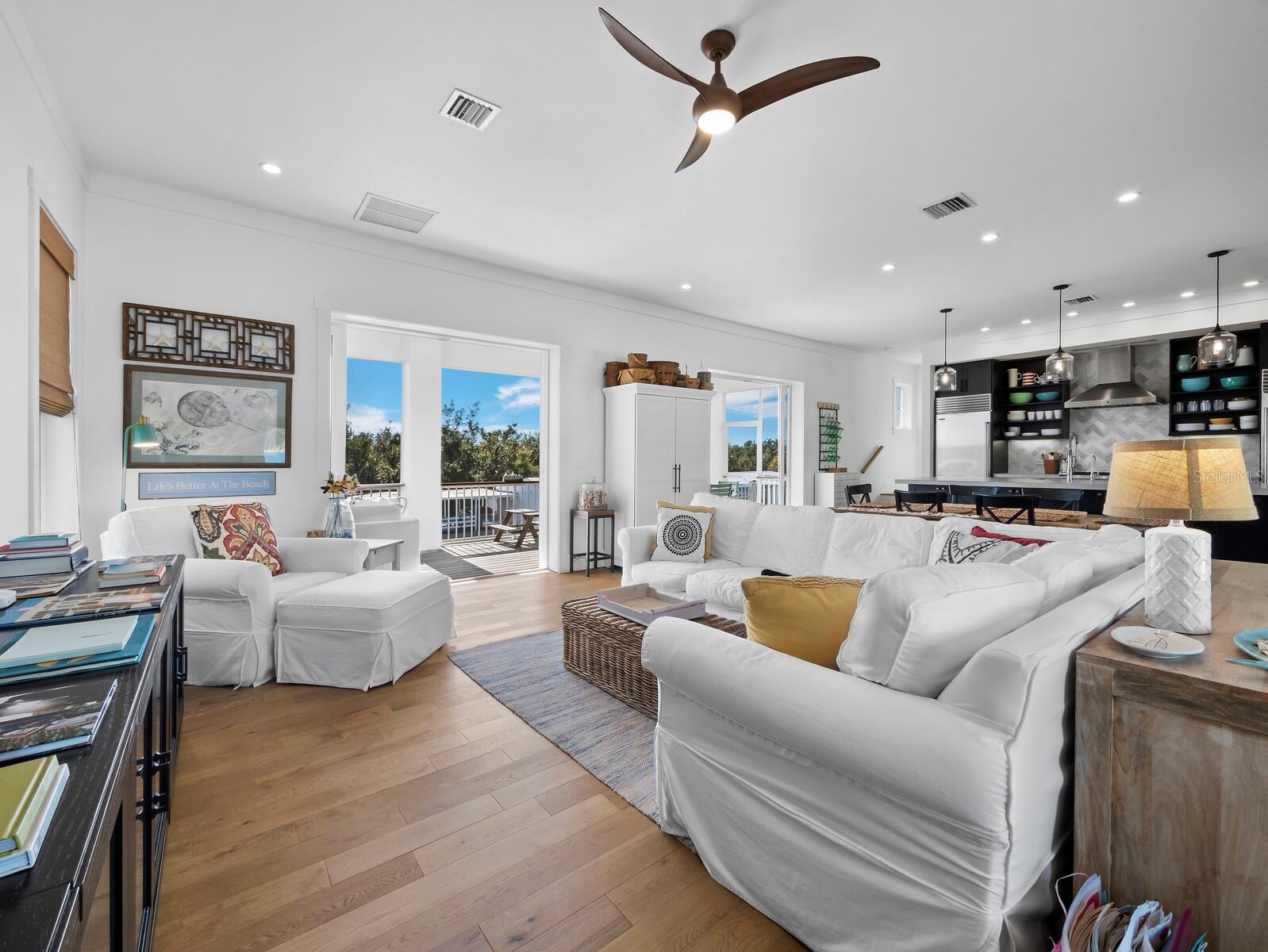 758 SAINT JUDES DR N