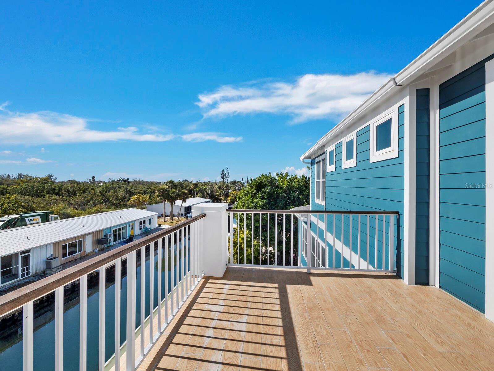 758 SAINT JUDES DR N