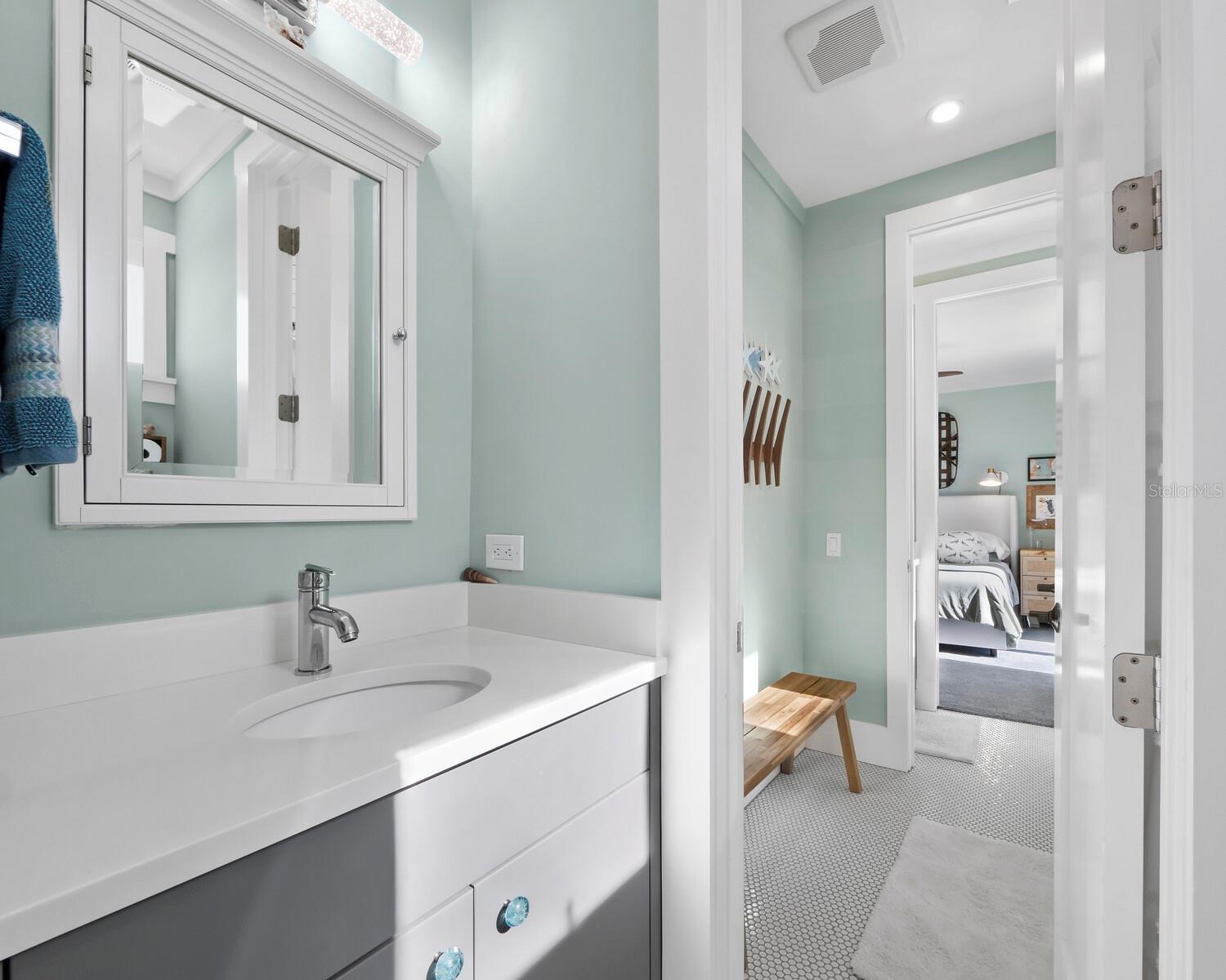 758 SAINT JUDES DR N