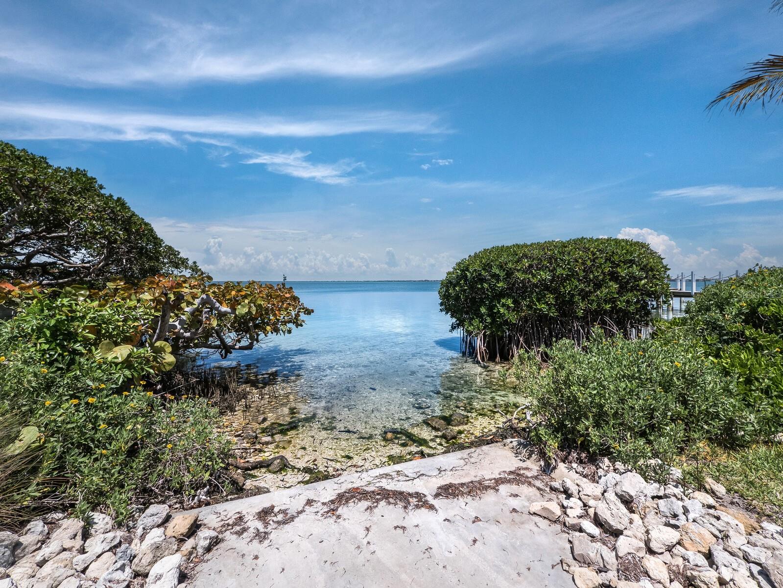 350 GULF OF MEXICO DR #213