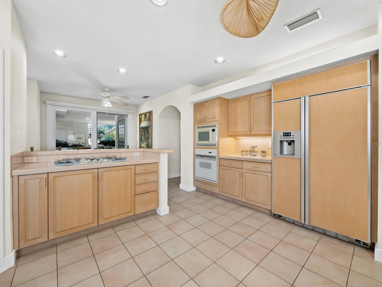 350 GULF OF MEXICO DR #213