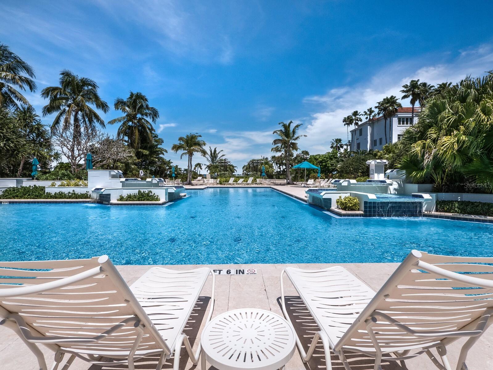 350 GULF OF MEXICO DR #213