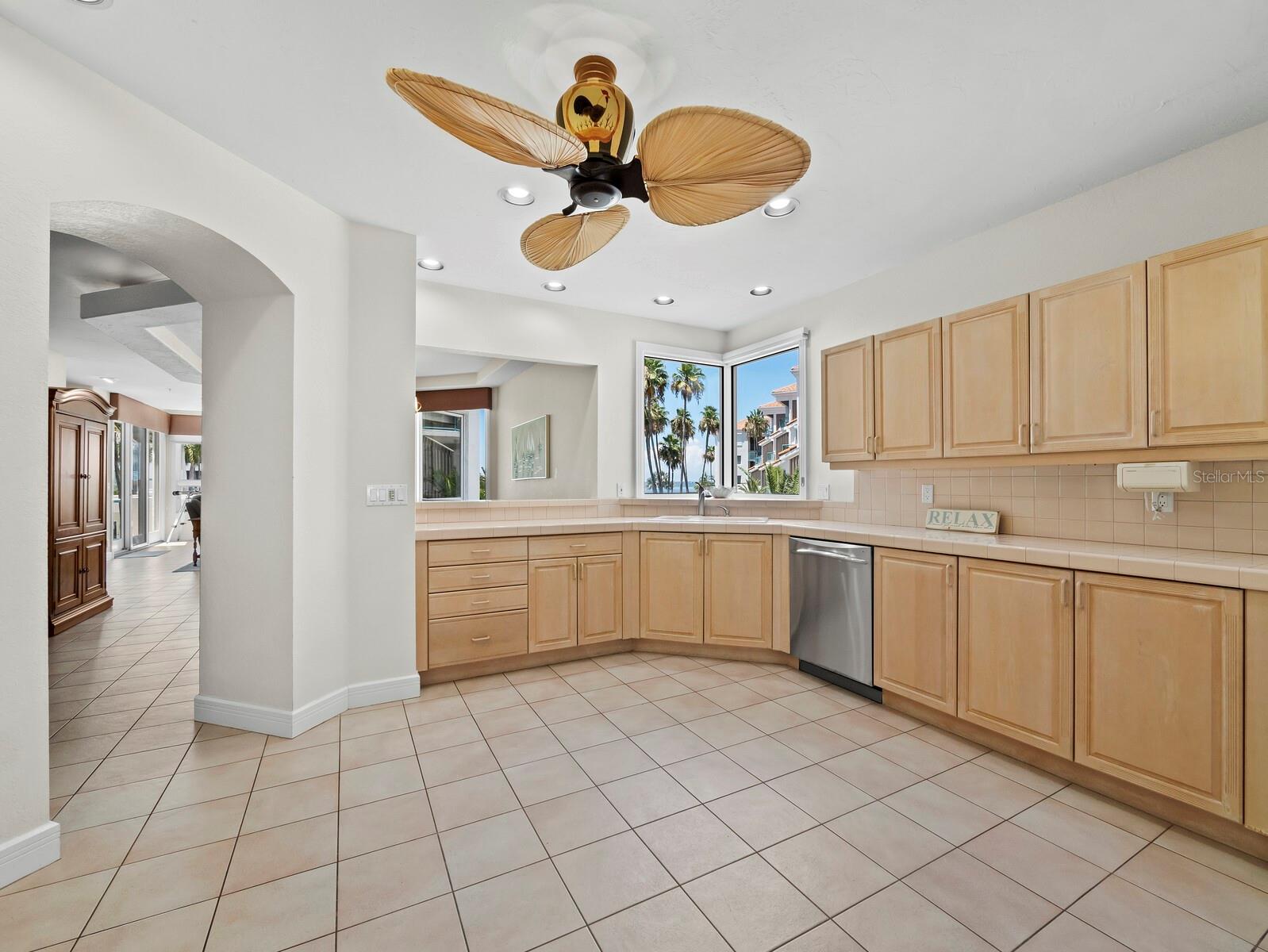 350 GULF OF MEXICO DR #213