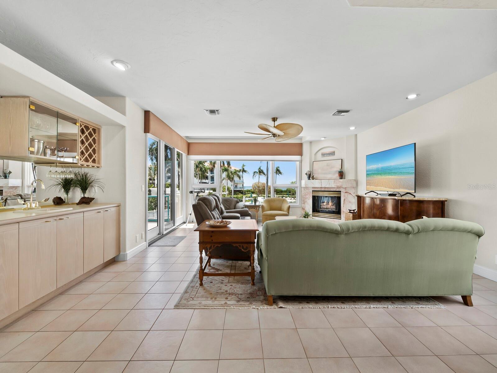 350 GULF OF MEXICO DR #213