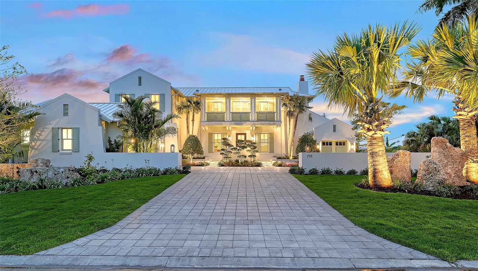 711 OLD COMPASS RD