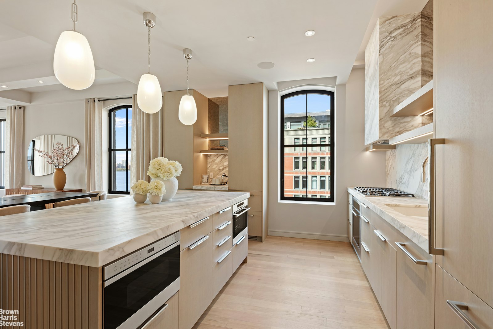 250 WEST Street 10A