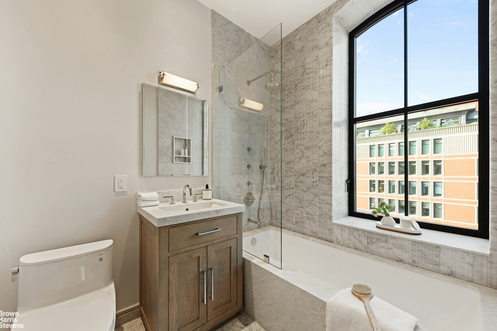 250 WEST Street 10A