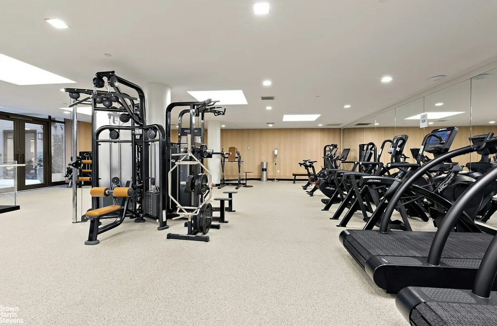 250 WEST Street 10A