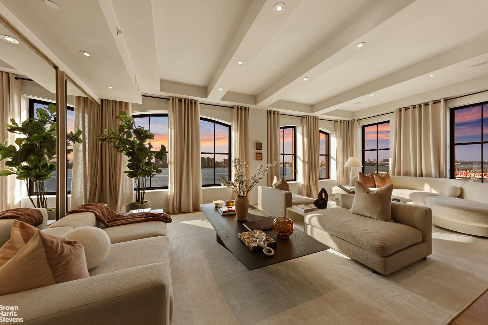 250 WEST Street 10A