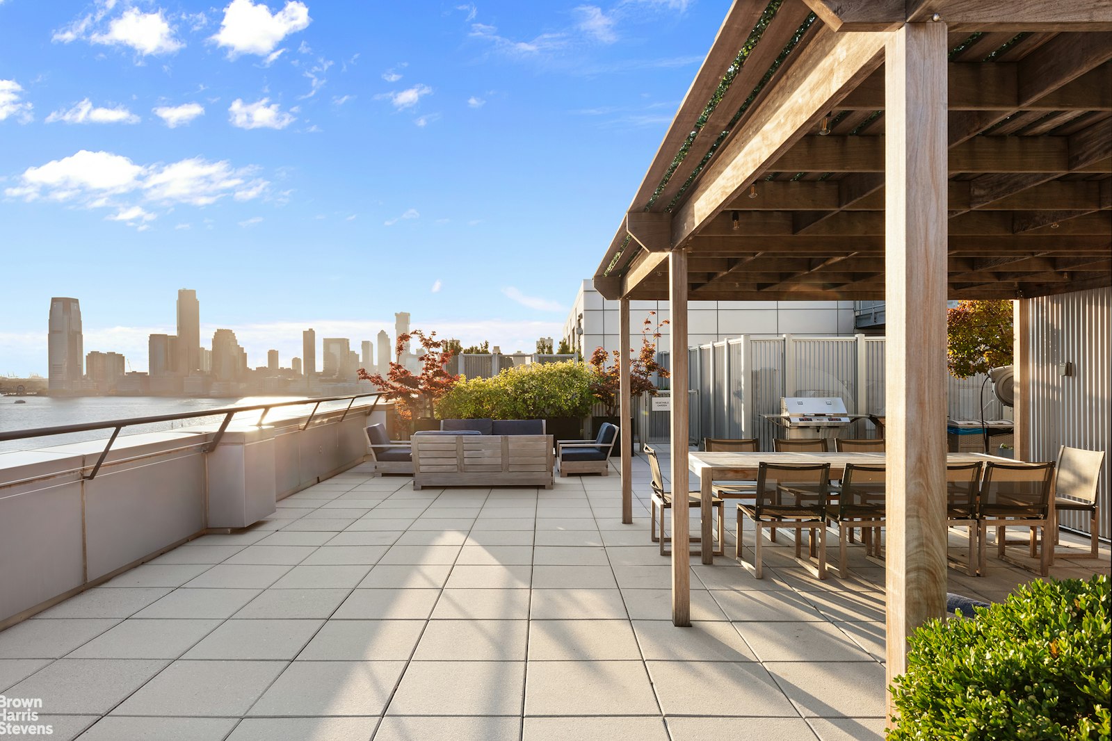 250 WEST Street 10A