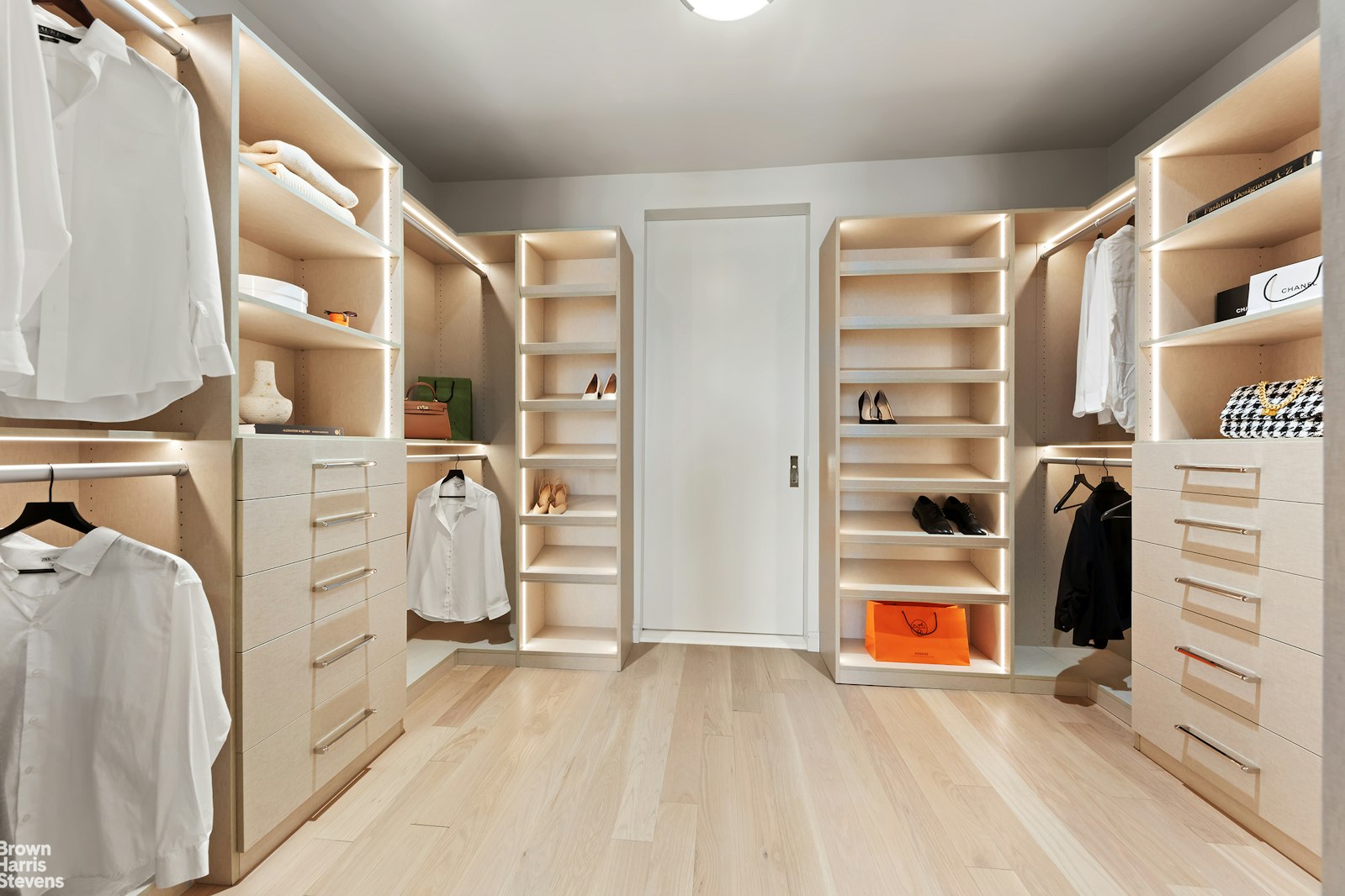 250 WEST Street 10A