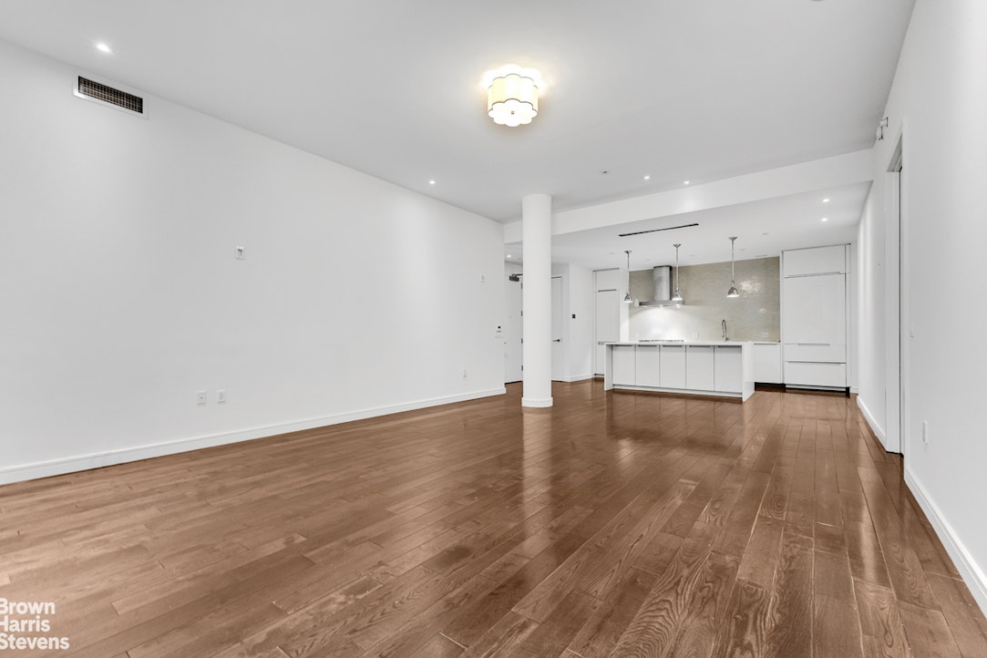 250 WEST Street 5A