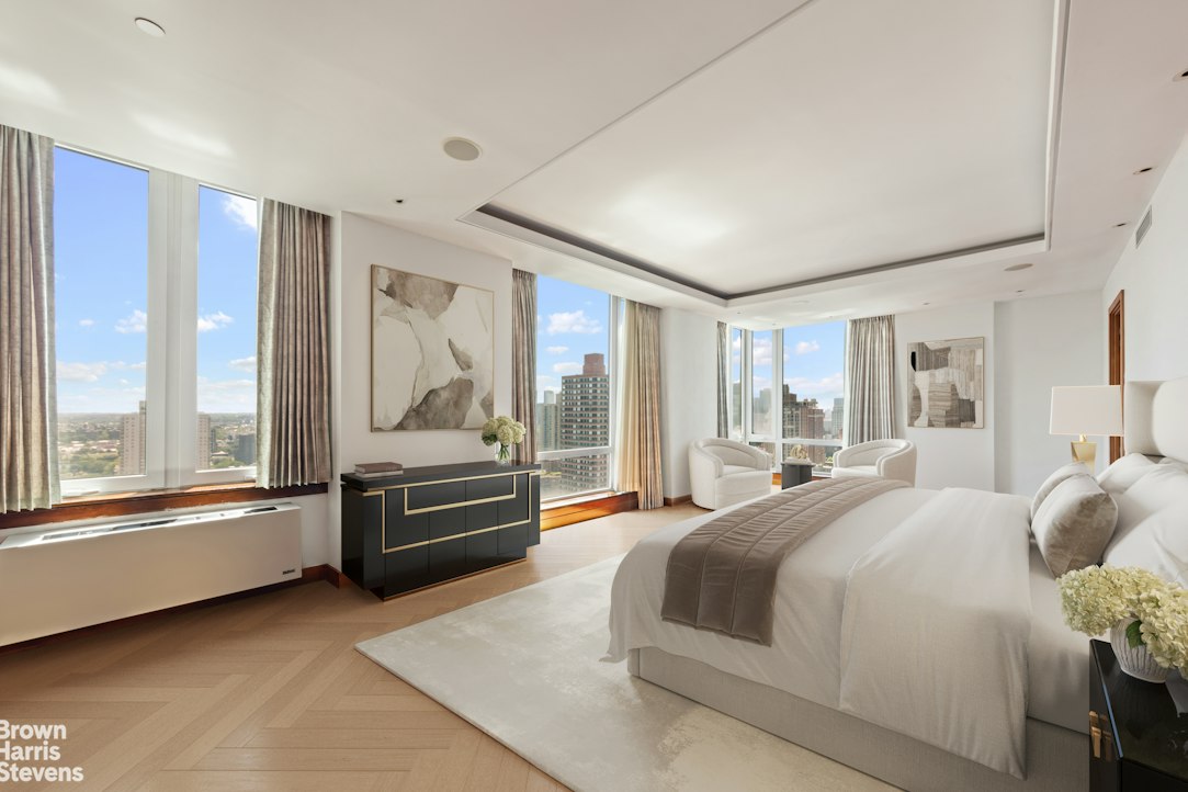 300 E 77TH Street PH2/3