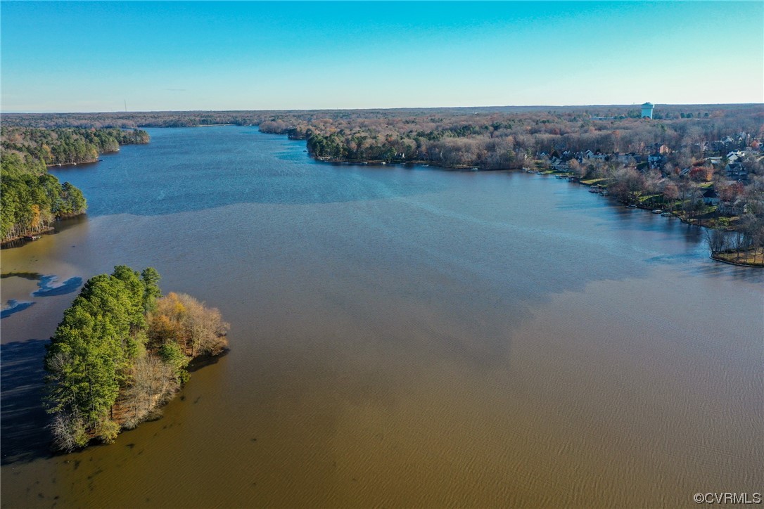 6312 Walnut Bend Ter