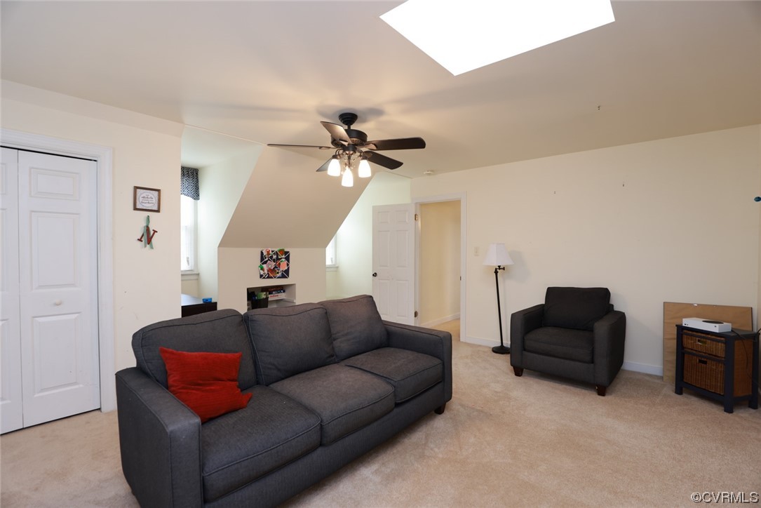 6312 Walnut Bend Ter